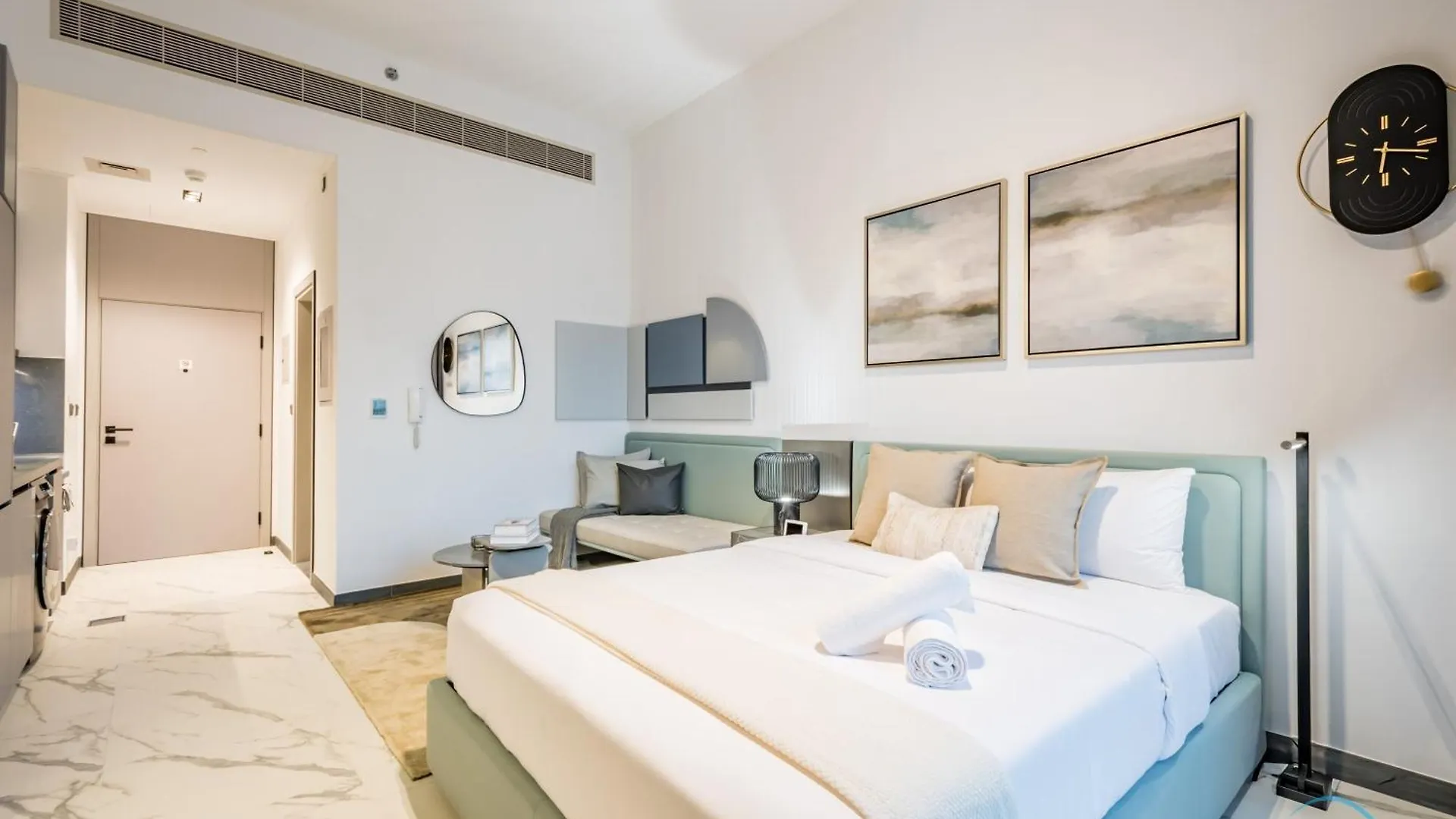 Delightful Studio Apartment In Mag Eye 890, Mohammad Bin Rashid City By Deluxe Holiday Homes Dubai